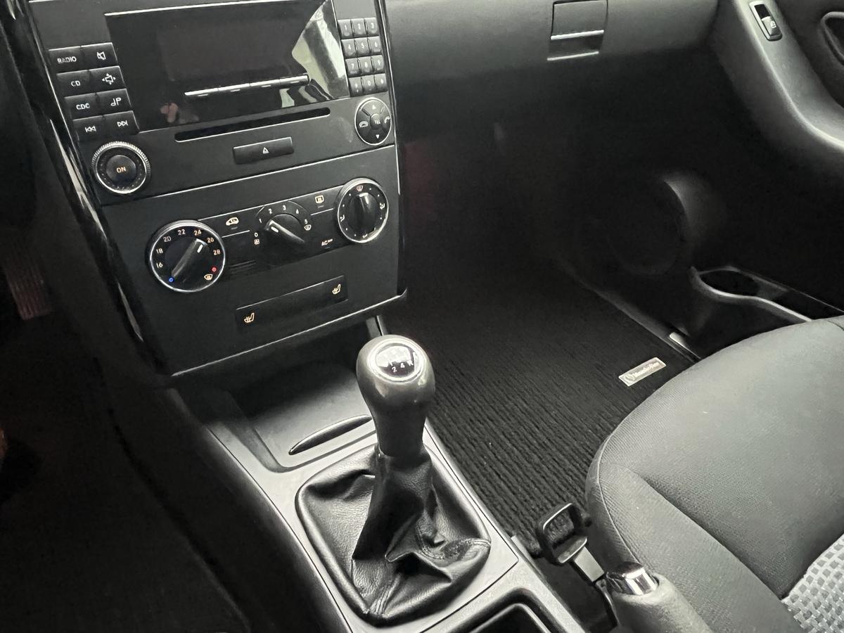 Mercedes-Benz A 170 CLASSIC KLIMA SHZ AUDIO CD 20 ERST 86TKM 
