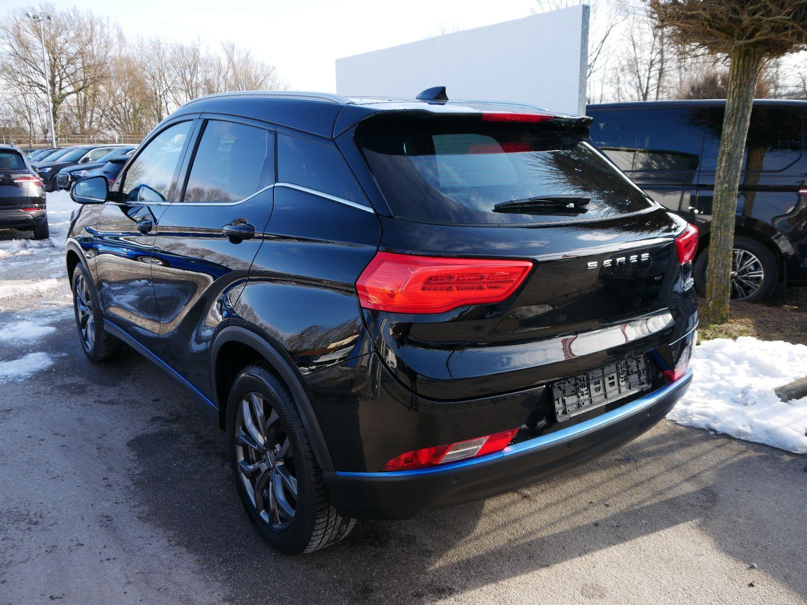 DFSK Seres 3 LUXURY Paket3*NAVI*PANO*LEDER*PDC*SHZ*360*KAMERA*KEYLESS-GO