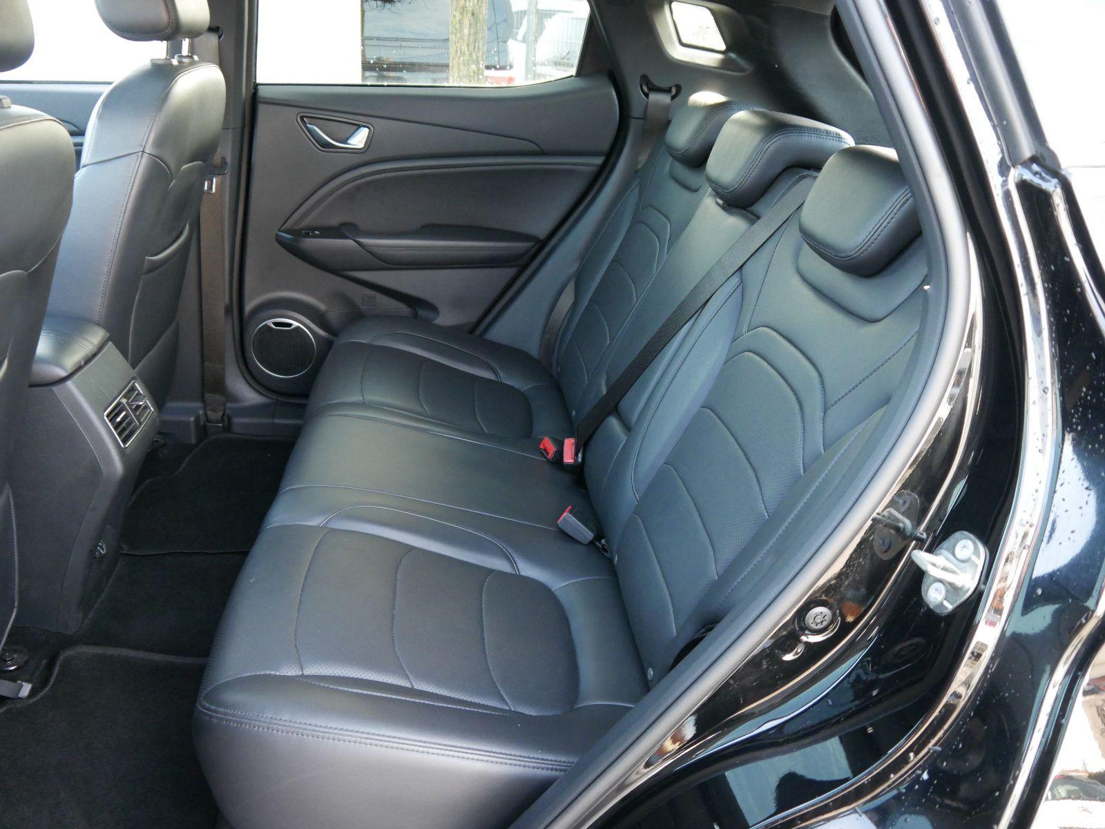 DFSK Seres 3 LUXURY Paket3*NAVI*PANO*LEDER*PDC*SHZ*360*KAMERA*KEYLESS-GO