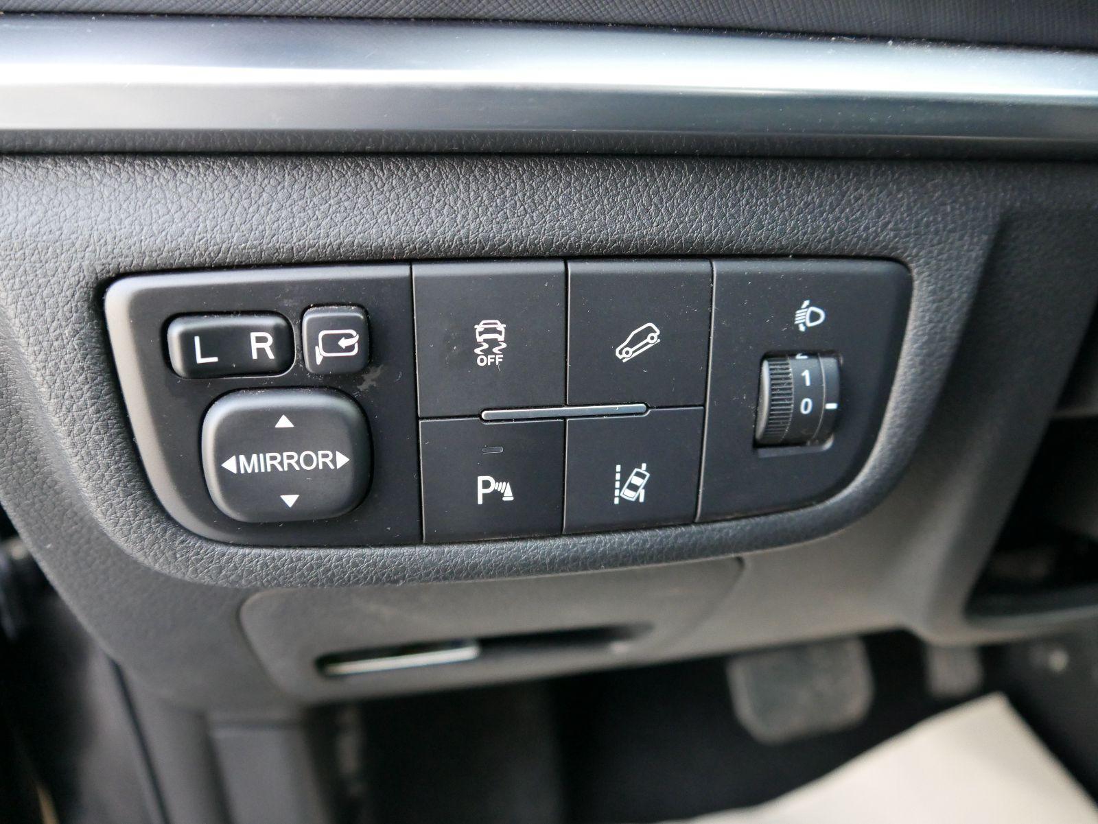 DFSK Seres 3 LUXURY Paket3*NAVI*PANO*LEDER*PDC*SHZ*360*KAMERA*KEYLESS-GO