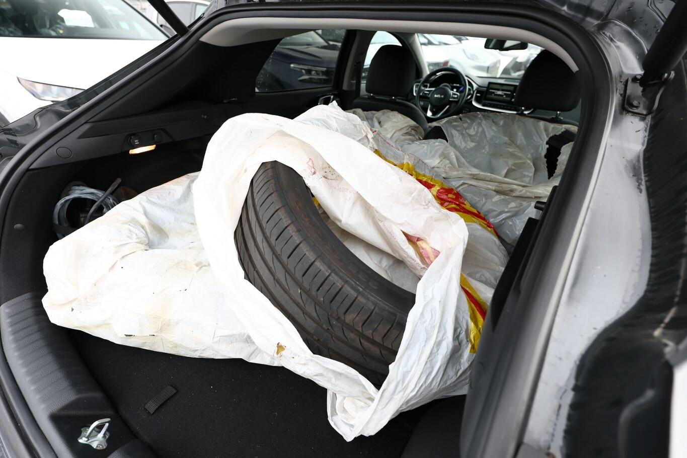 Kia XCeed 1.6 Plug-in Hybrid 141 DCT Plat  Pano LED