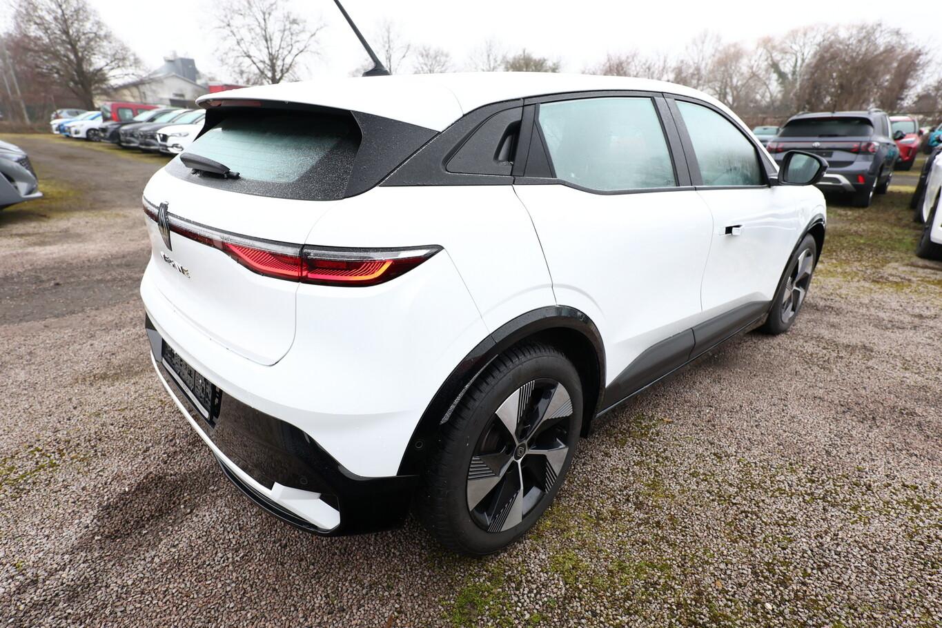 Renault Megane E-Tech EV60 220 Equilibre OptiCharge SHZ