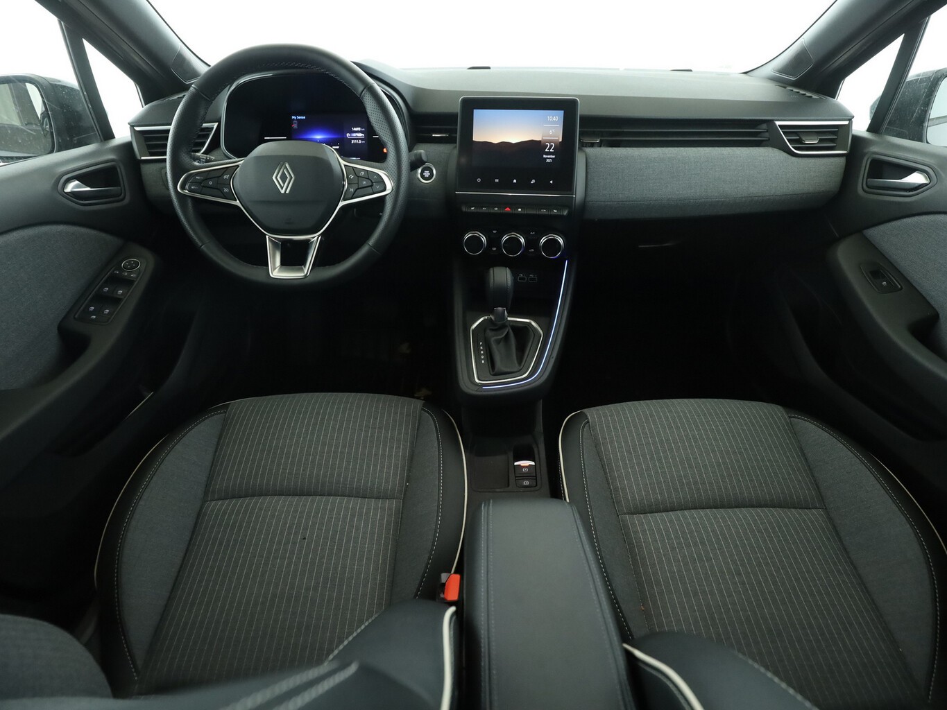 Renault Clio Techno Kam360 WinterP LED Nav Temp Keyl PDC