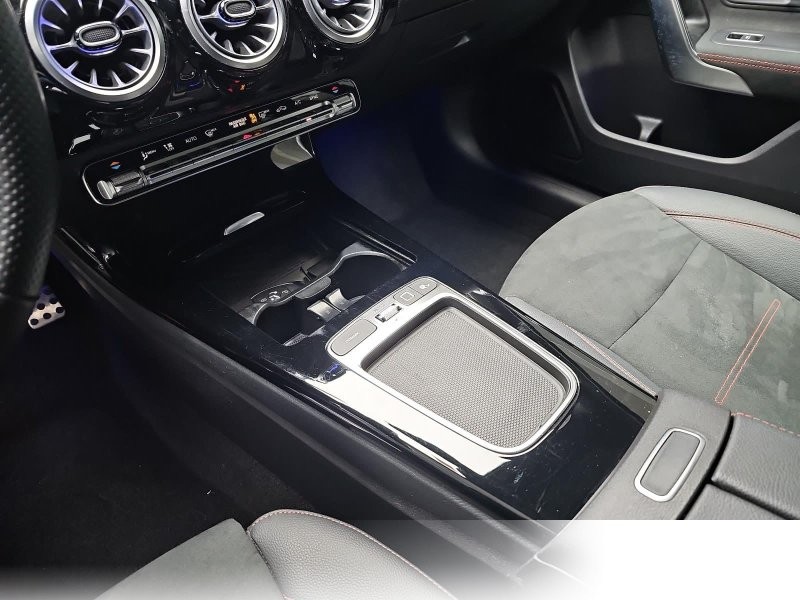 Mercedes-Benz DCT AMG LINE NAVI LED MBUX WINTER KAMERA LM18