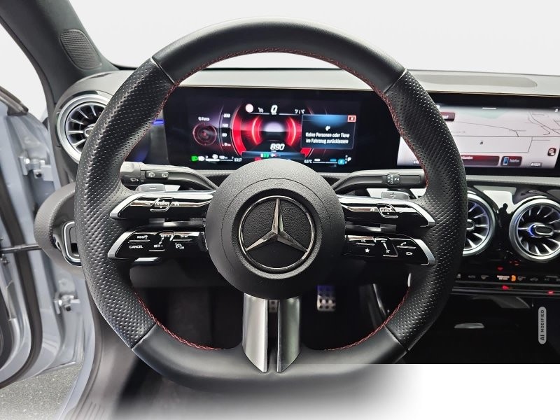 Mercedes-Benz DCT AMG Line Navi LED MBUX Winter Kamera LM18