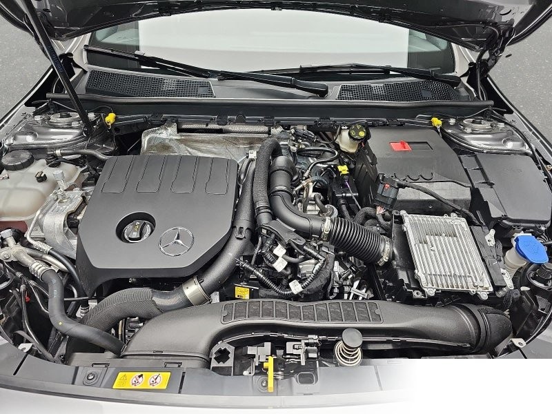 Mercedes-Benz DCT AMG LINE NAVI LED MBUX WINTER KAMERA LM18
