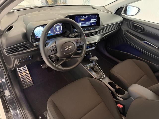 Hyundai Bayon BAYON GO! Plus 1.0 T-GDI DCT 74kW (101PS) Toter-Winkel-Assistent, Induktiv