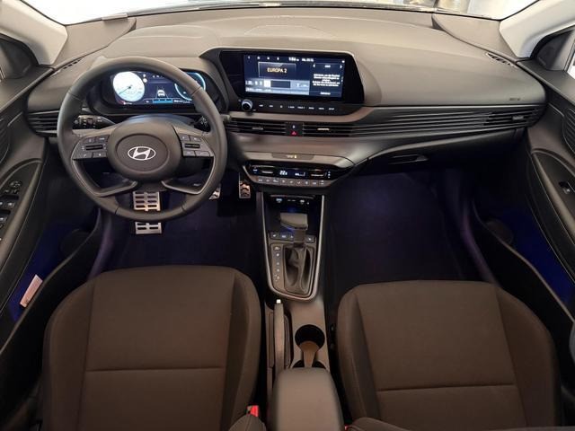 Hyundai Bayon BAYON GO! Plus 1.0 T-GDI DCT 74kW (101PS) Toter-Winkel-Assistent, Induktiv