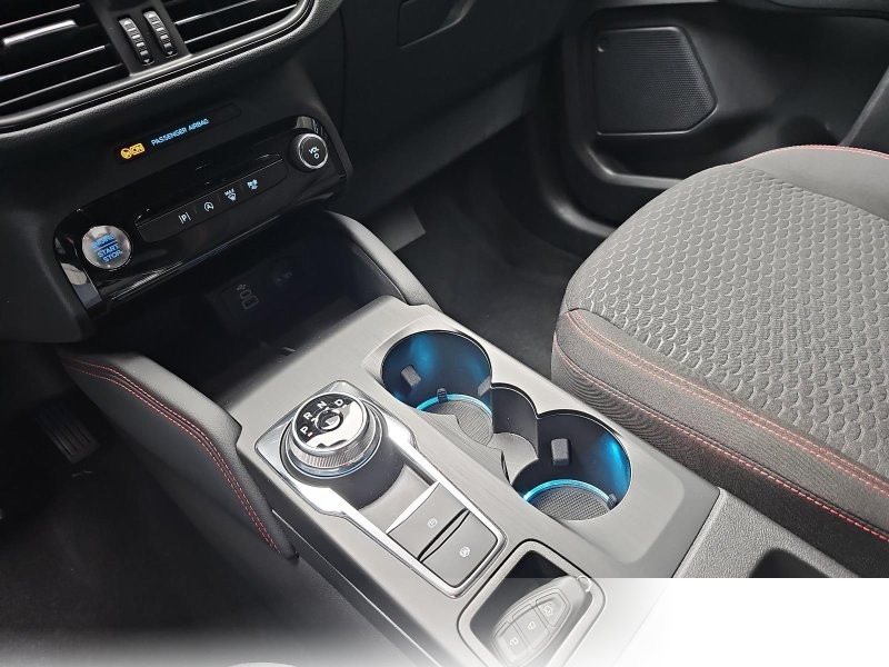 Ford Kuga 1.5 EB AUTO. ST-LINE NAVI LED KLIMAAUTO WINTER SIC