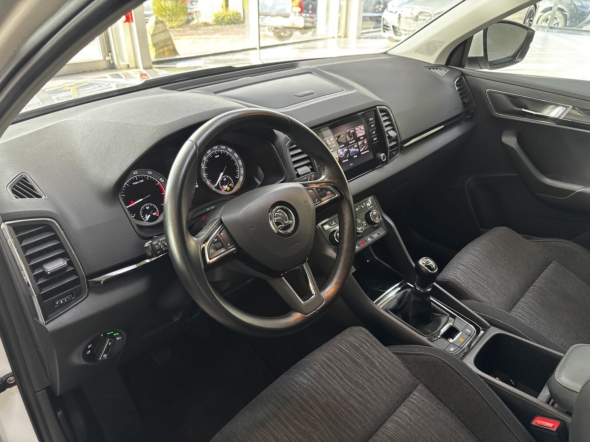 Skoda Karoq 1.0 TSI Style LED Temp. CarPlay PDC 