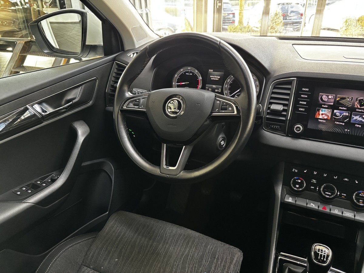 Skoda Karoq 1.0 TSI Style LED Temp. CarPlay PDC 