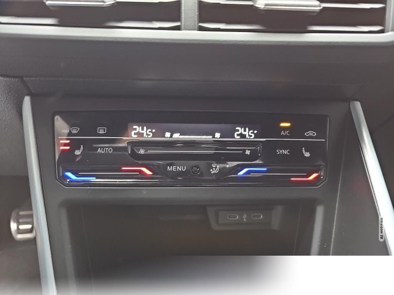 Volkswagen Taigo 1.0 TSI Goal Navi LED ACC Winter Sicht Spurp. P-Assist Kamera LM17