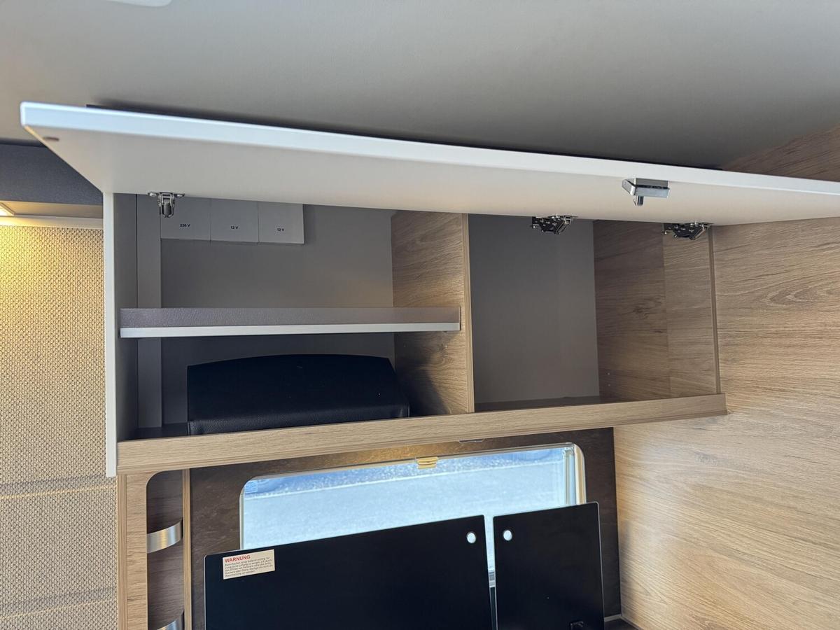 Tabbert Pantiga Finest Edition 550 E 2.3 Pano+Fussbodenh.+City-Wasse