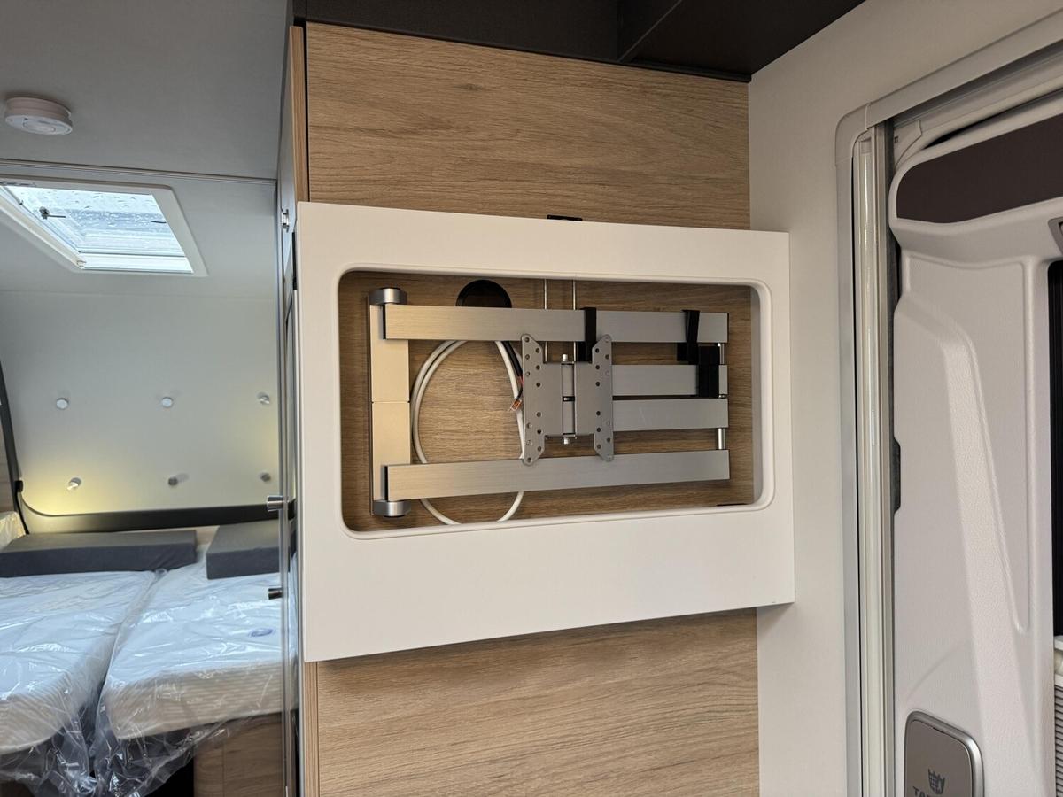 Tabbert Pantiga Finest Edition 550 E 2.3 Pano+Fussbodenh.+City-Wasse