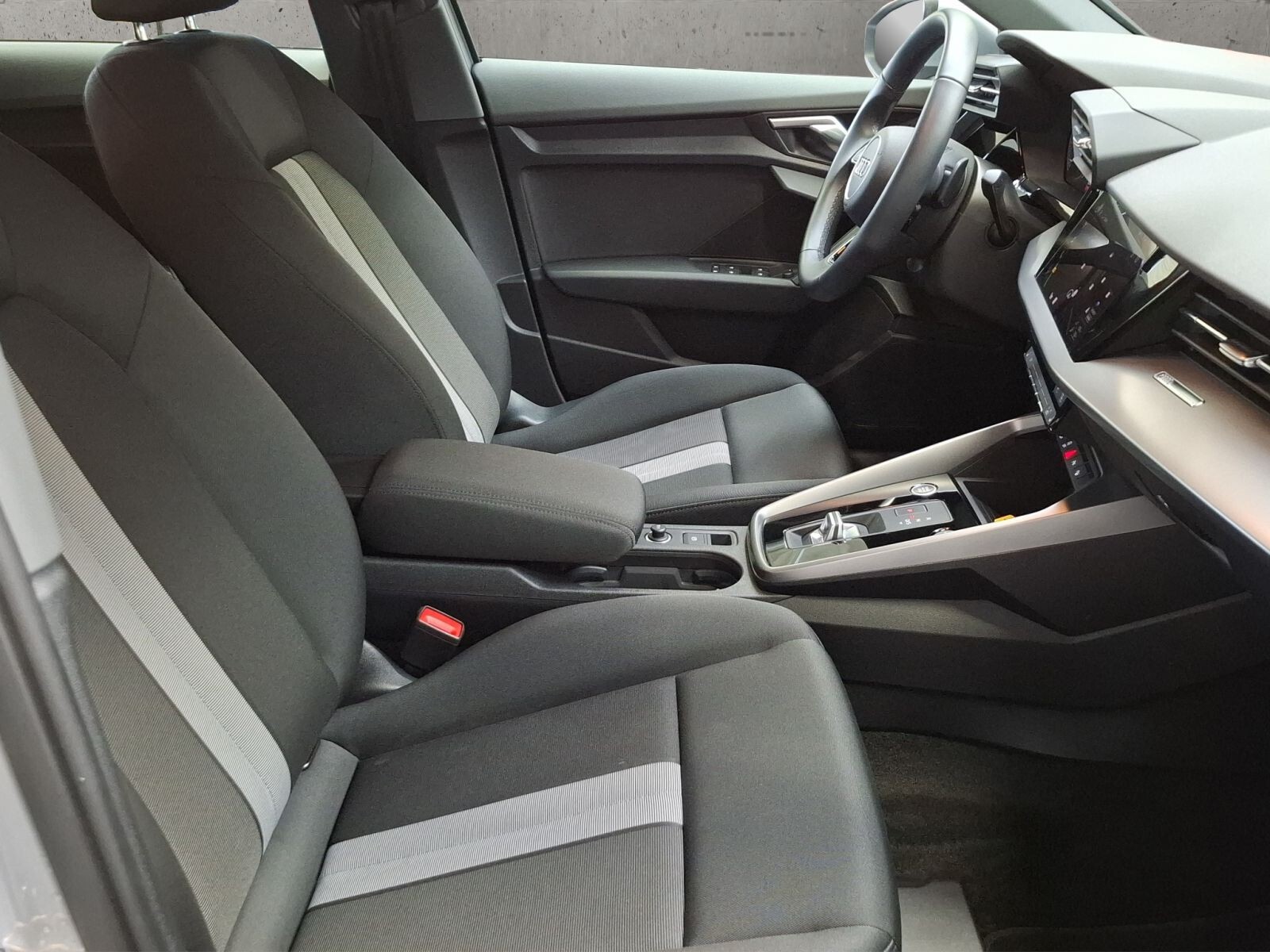Audi A3 30 TFSI 81(110) kW(PS) S tronic