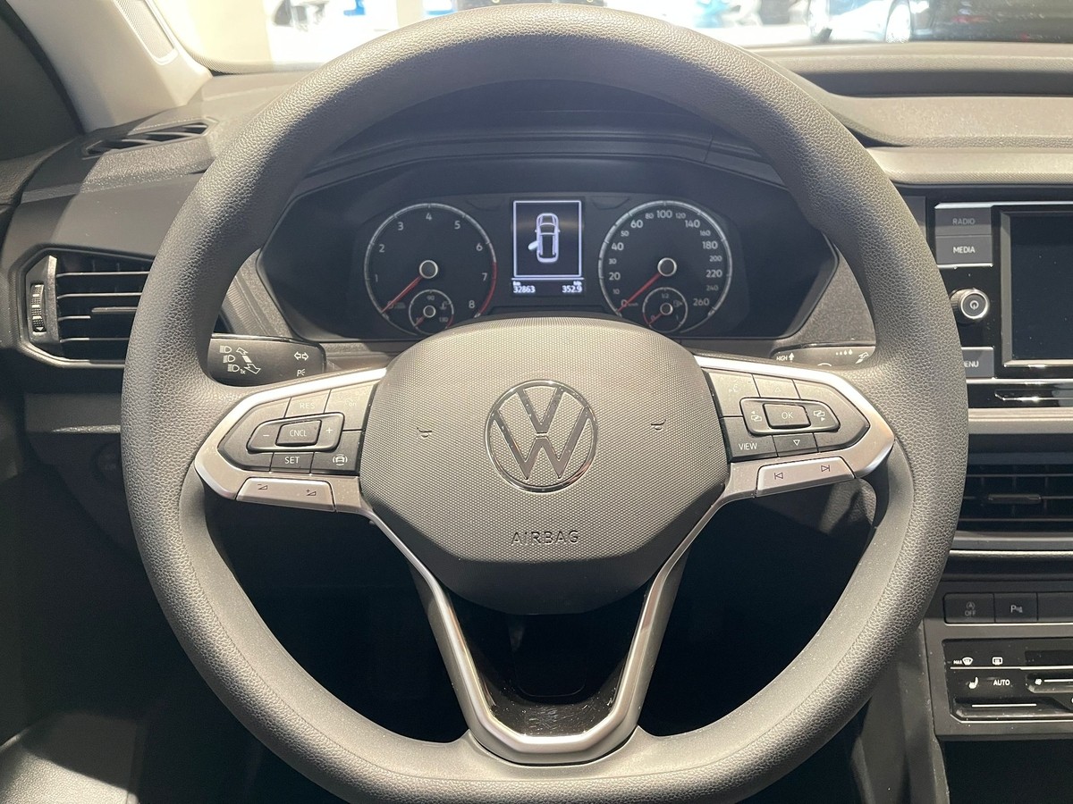 Volkswagen T-Cross Basis SHZ 2xPDC Klimaautomatik 