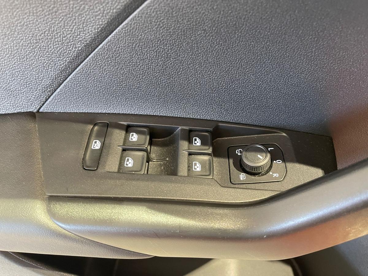 Volkswagen T-Cross Basis SHZ 2xPDC Klimaautomatik 