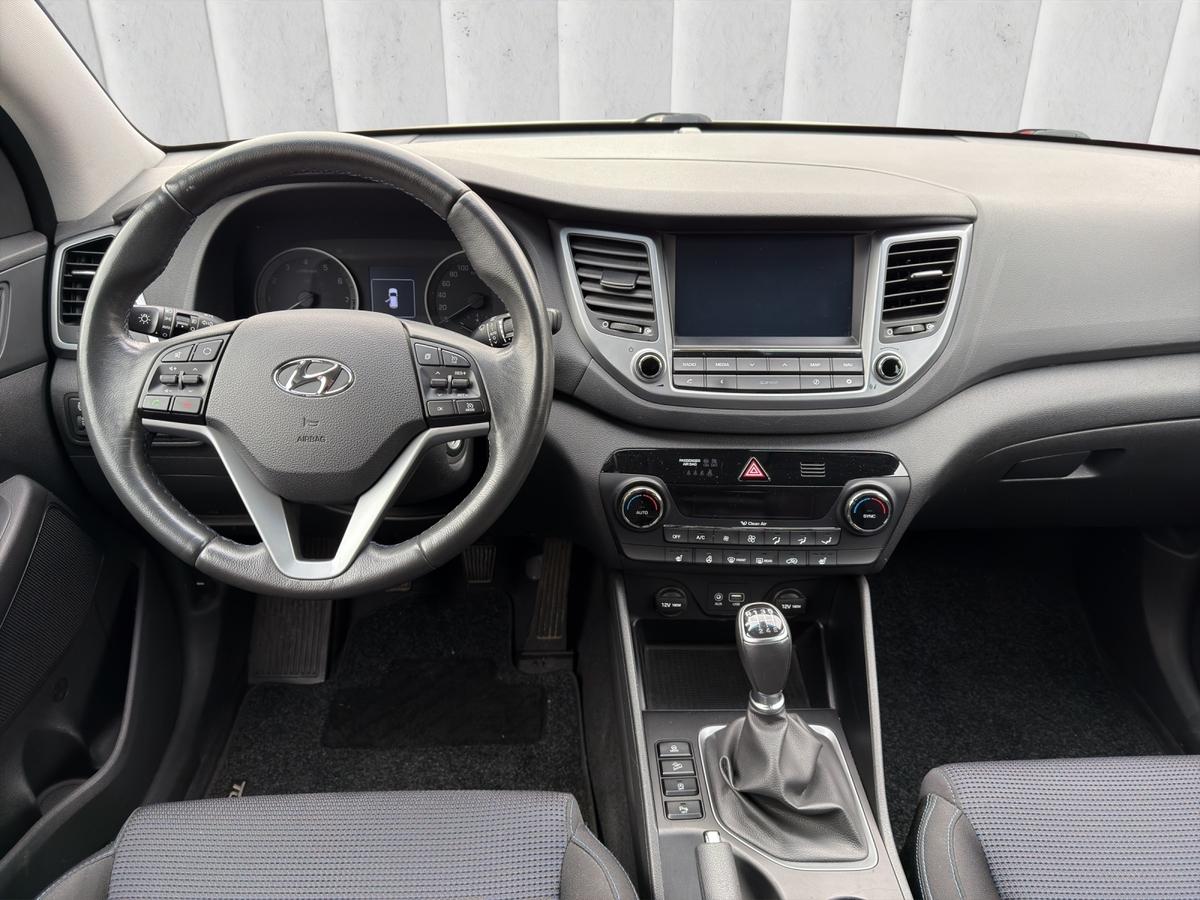 Hyundai Tucson Intro 1.6 i Navi*AHK*Sitz&Lenkhzg