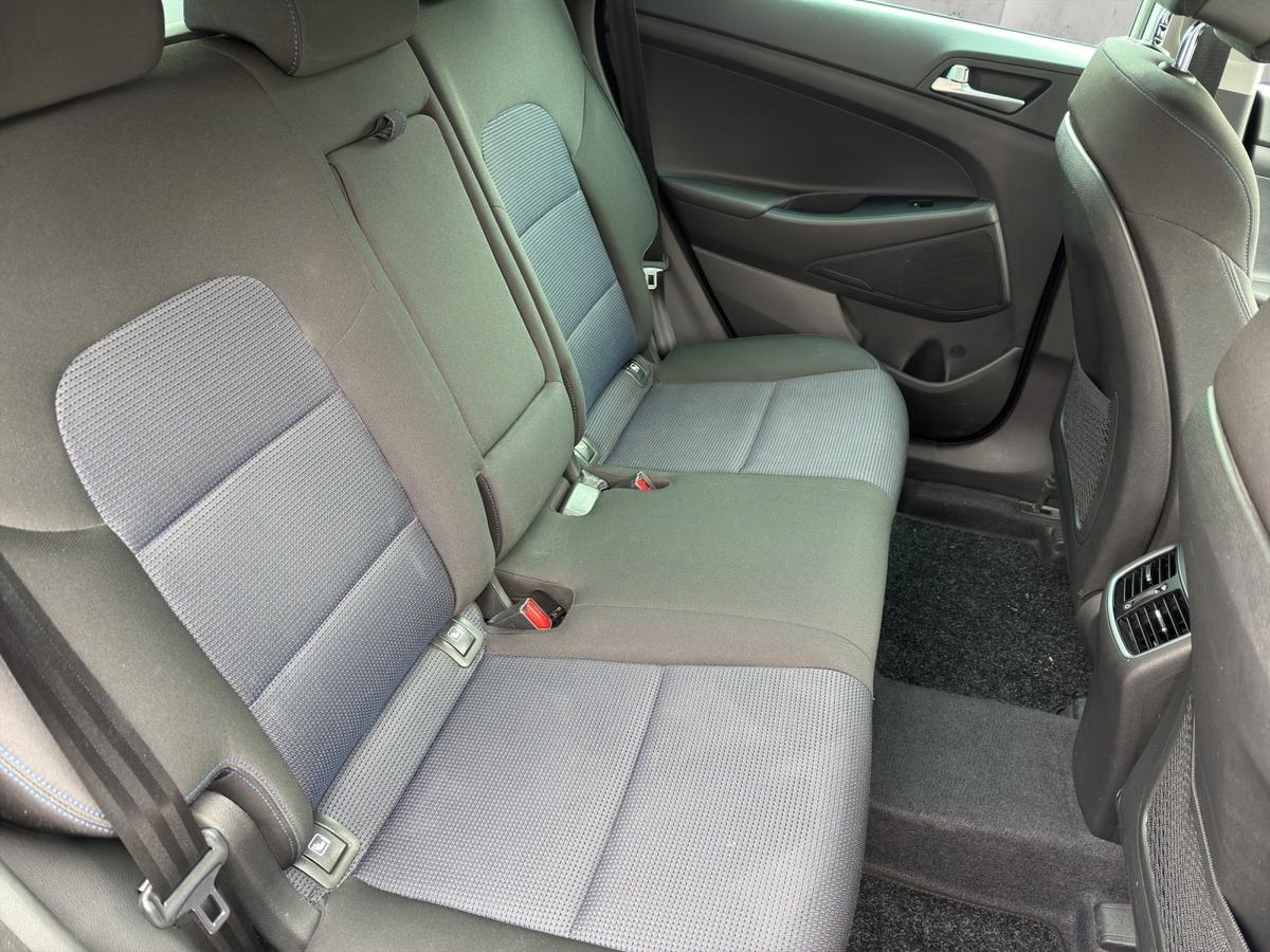 Hyundai Tucson Intro 1.6 i Navi*AHK*Sitz&Lenkhzg