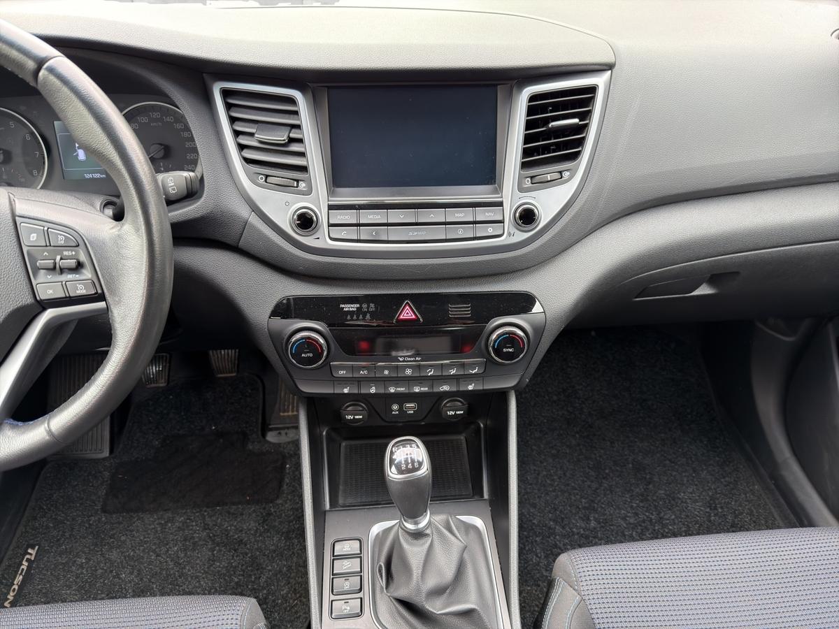 Hyundai Tucson Intro 1.6 i Navi*AHK*Sitz&Lenkhzg