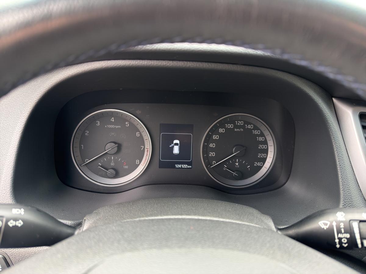 Hyundai Tucson Intro 1.6 i Navi*AHK*Sitz&Lenkhzg