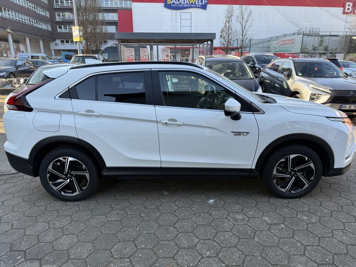 Mitsubishi Eclipse Cross Plug-In Hybrid Plus 2.4 SDA mit Navi