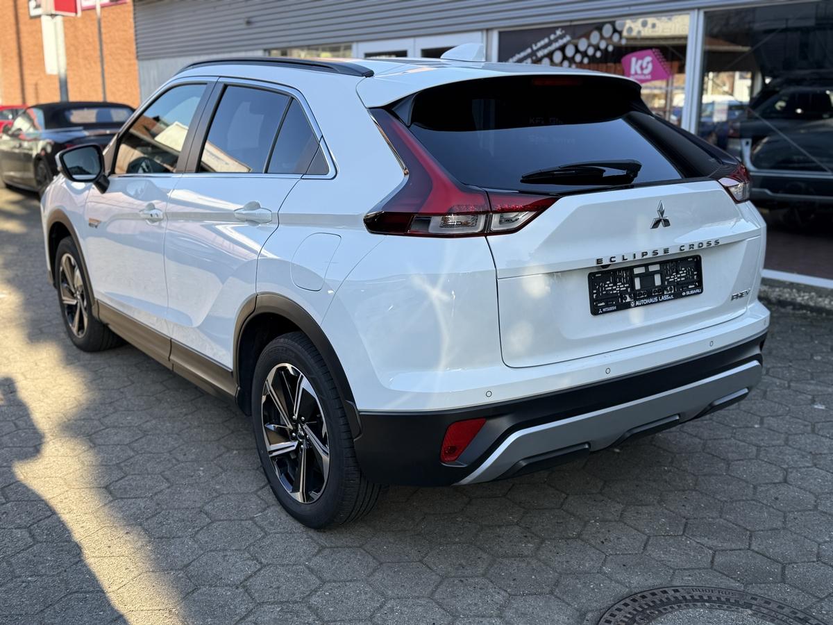 Mitsubishi Eclipse Cross Plug-In Hybrid Plus 2.4 SDA mit Navi