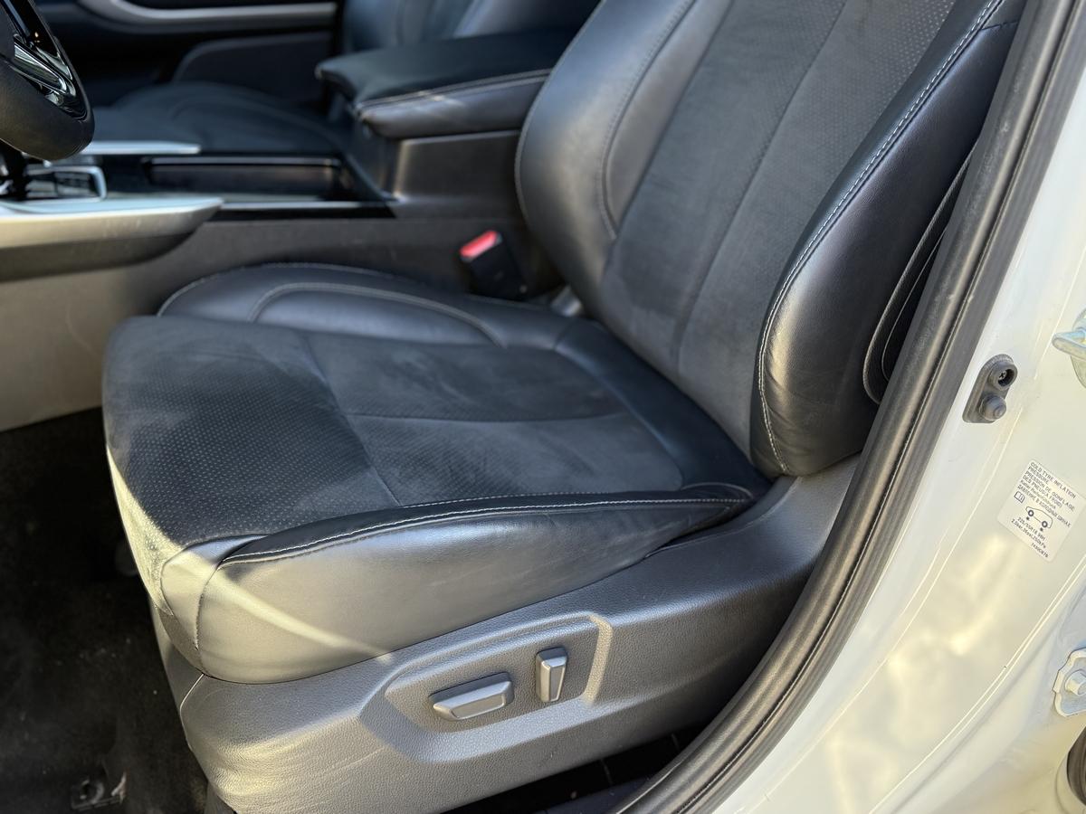 Mitsubishi Eclipse Cross Plug-In Hybrid Plus 2.4 SDA mit Navi