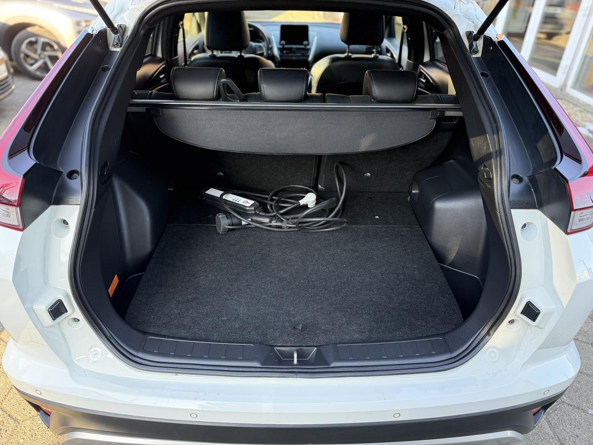 Mitsubishi Eclipse Cross Plug-In Hybrid Plus 2.4 SDA mit Navi