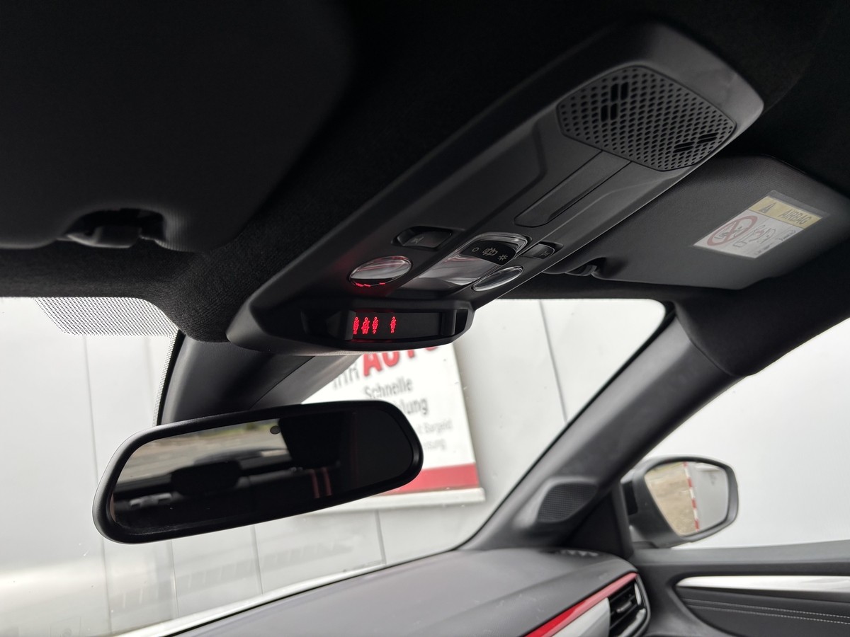 Opel Corsa 1,2 GS-Line*AUTOMATIK*KAMERA*LED*SITZHEIZUNG*ALLWETTER