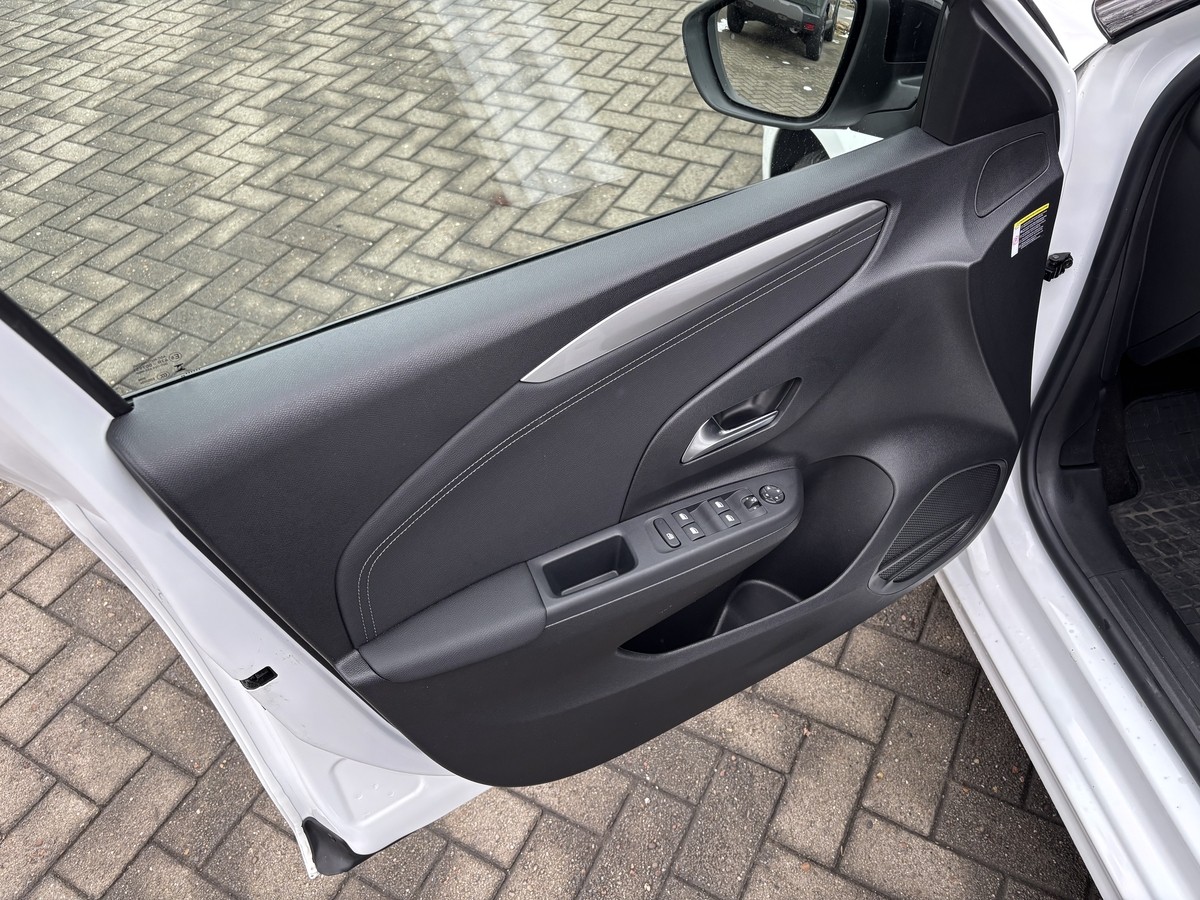 Opel Corsa 1,2 GS-Line*AUTOMATIK*KAMERA*LED*SITZHEIZUNG*ALLWETTER