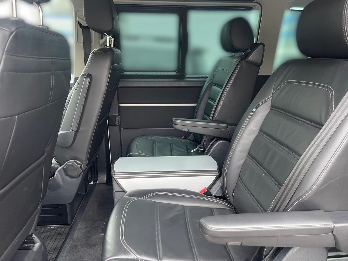 Volkswagen T6 Multivan T6.1 2.0 TDI Comfortline AHK Leder App Navi