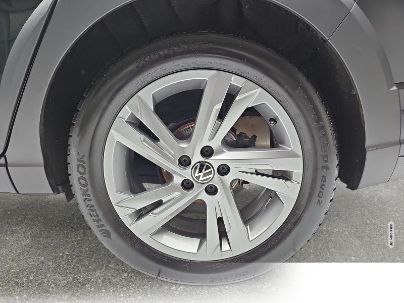 Volkswagen Taigo 1.5 TSI DSG R-Line Navi LED Black-Style Winter Sicht Kamera LM18