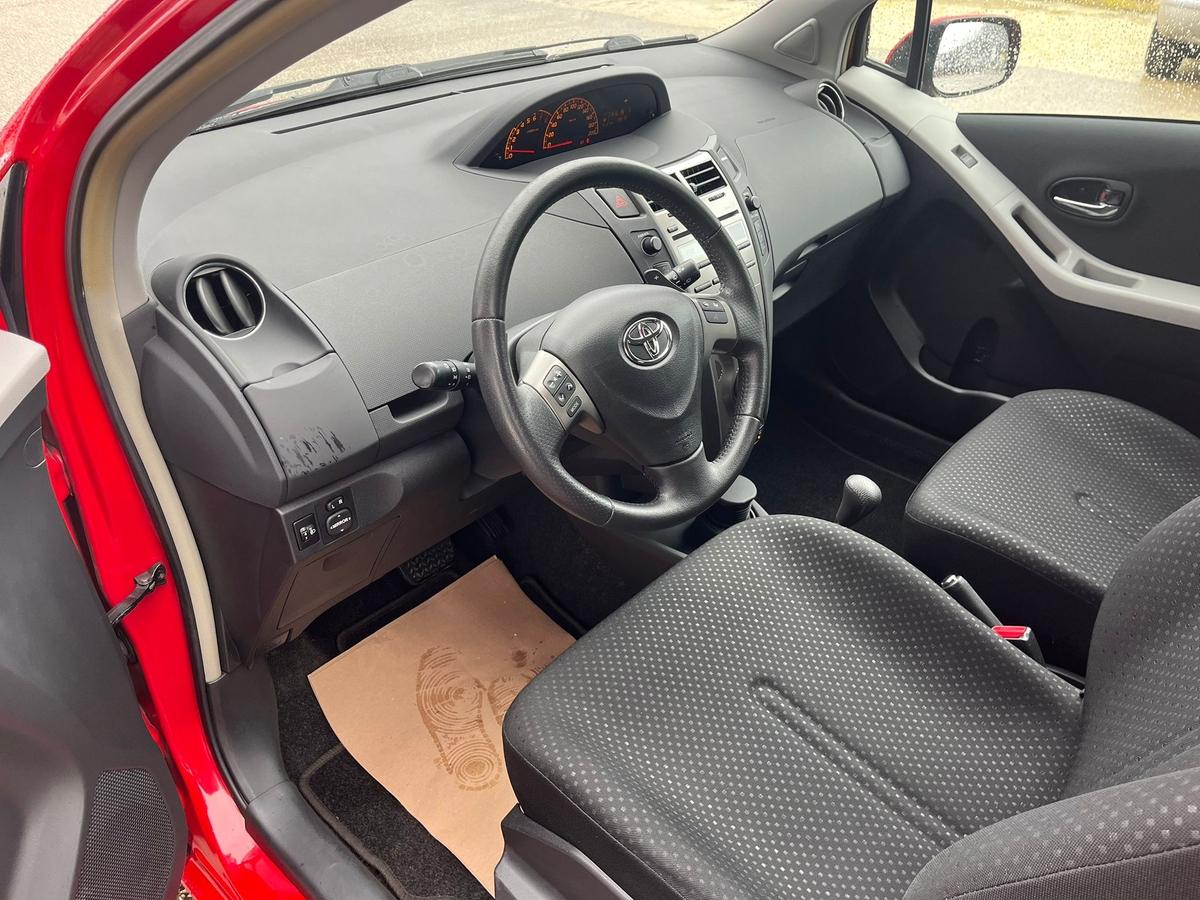 Toyota Yaris 1.3 VVT-i Edition