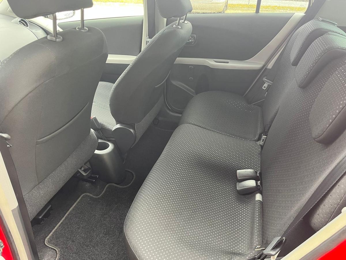 Toyota Yaris 1.3 VVT-i Edition *sehr wenig KM*AUTOMATIK*