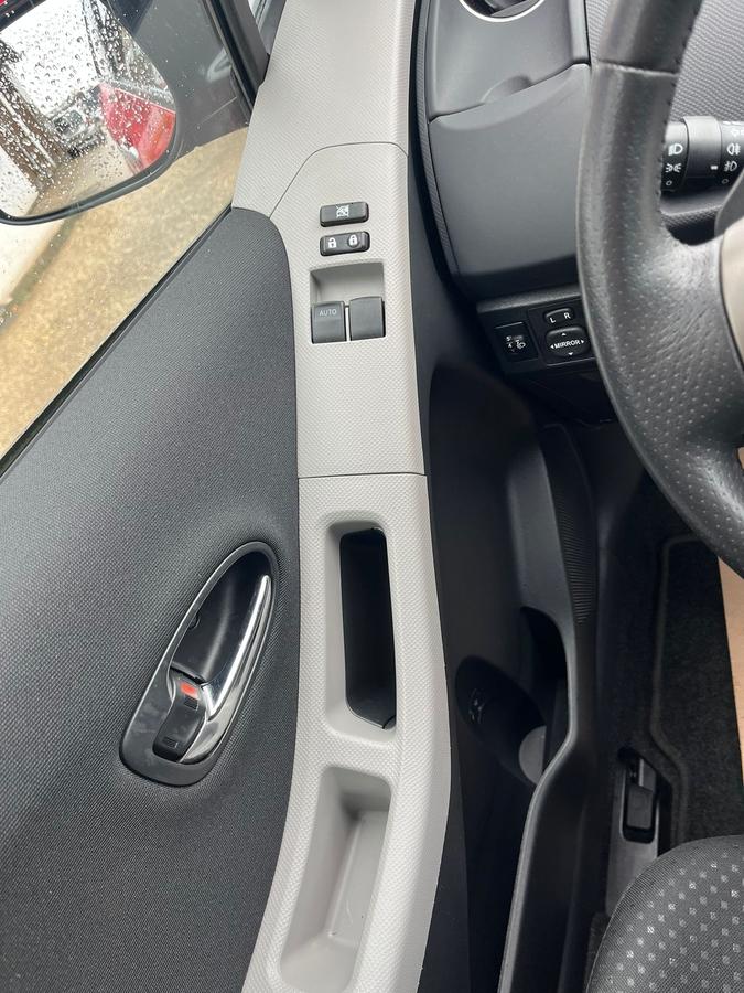 Toyota Yaris 1.3 VVT-i Edition *sehr wenig KM*AUTOMATIK*