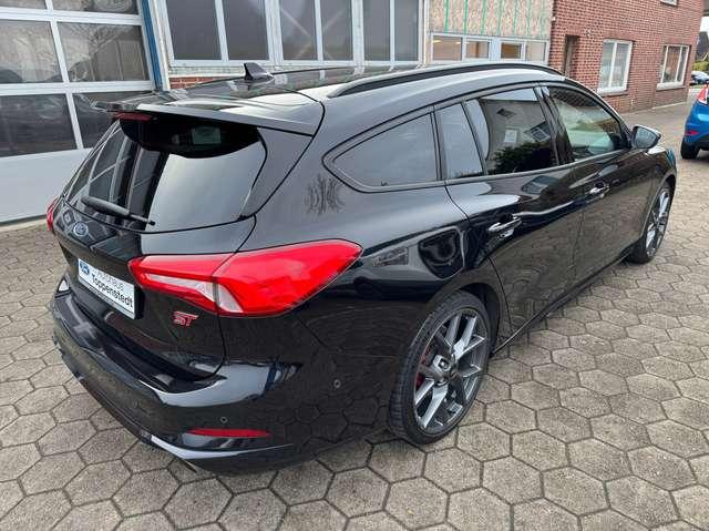 Ford Focus ST X
