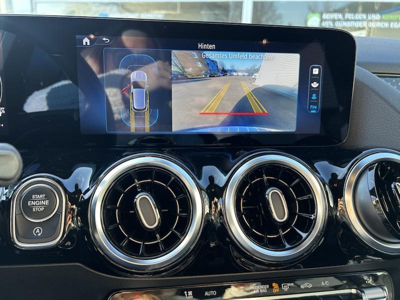 Mercedes-Benz GLA 200 7G-DCT PROGRESSIVE ADVANTAGE