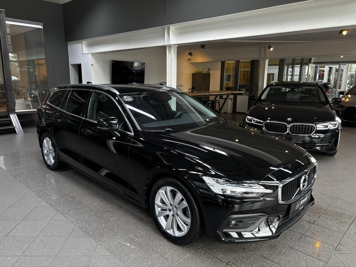 Volvo V60 B3  Momentum Pro LED Navi CarPlay AHK DAB+