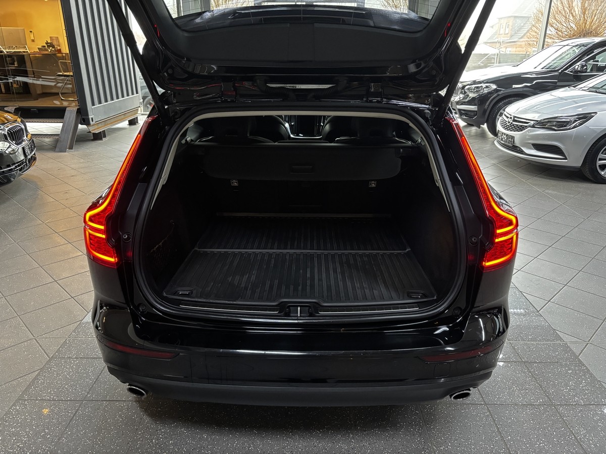 Volvo V60 B3  Momentum Pro LED Navi CarPlay AHK DAB+