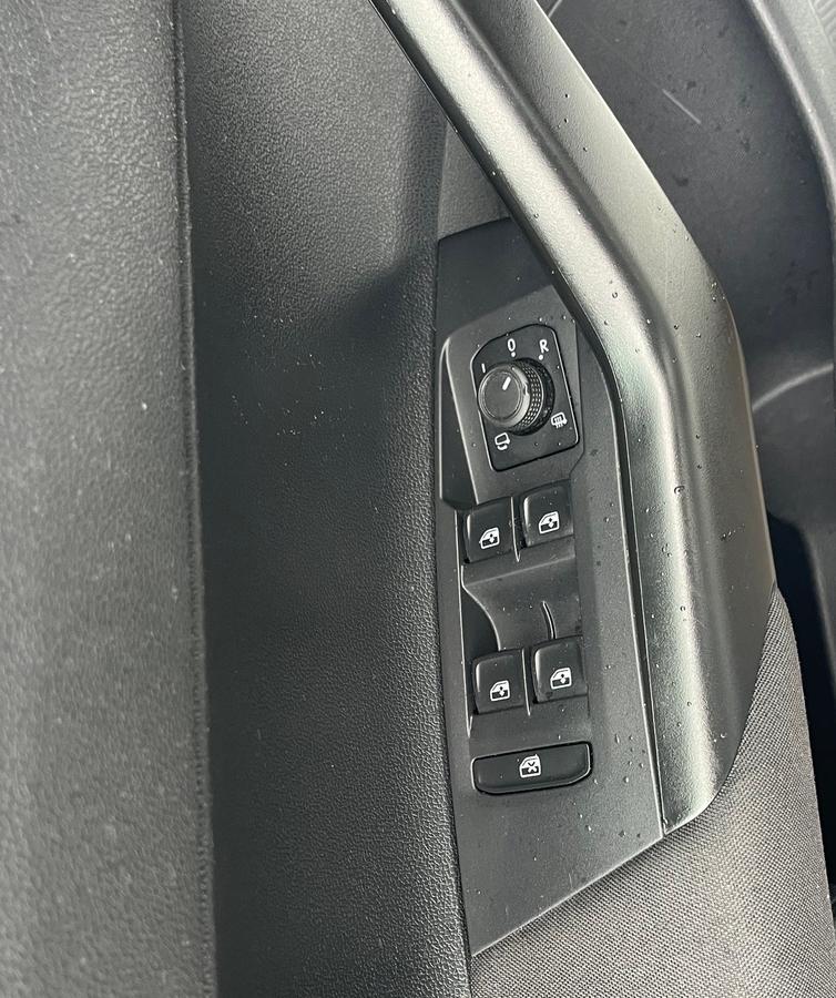 Volkswagen Polo 1.0 LED SCHEINWERFER SITZHZG PDC SPURASS.