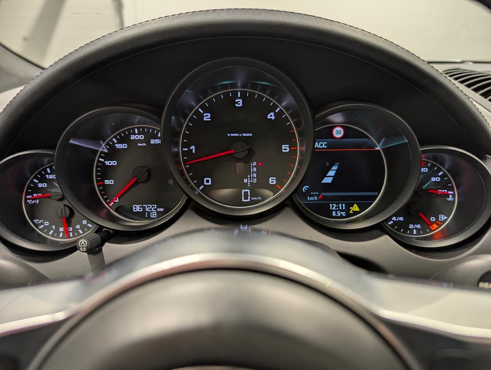 Porsche Cayenne Pano/Leder/AHK/20-LM/Luft/BOSE/ACC/Kam