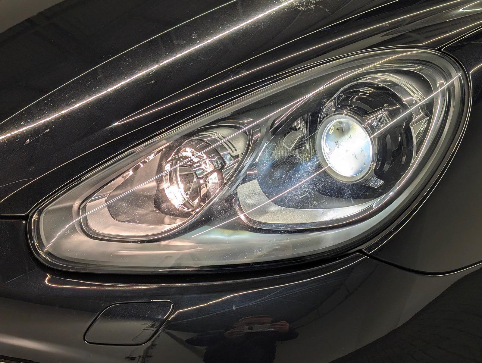 Porsche Cayenne Pano/Leder/AHK/20-LM/Luft/BOSE/ACC/Kam