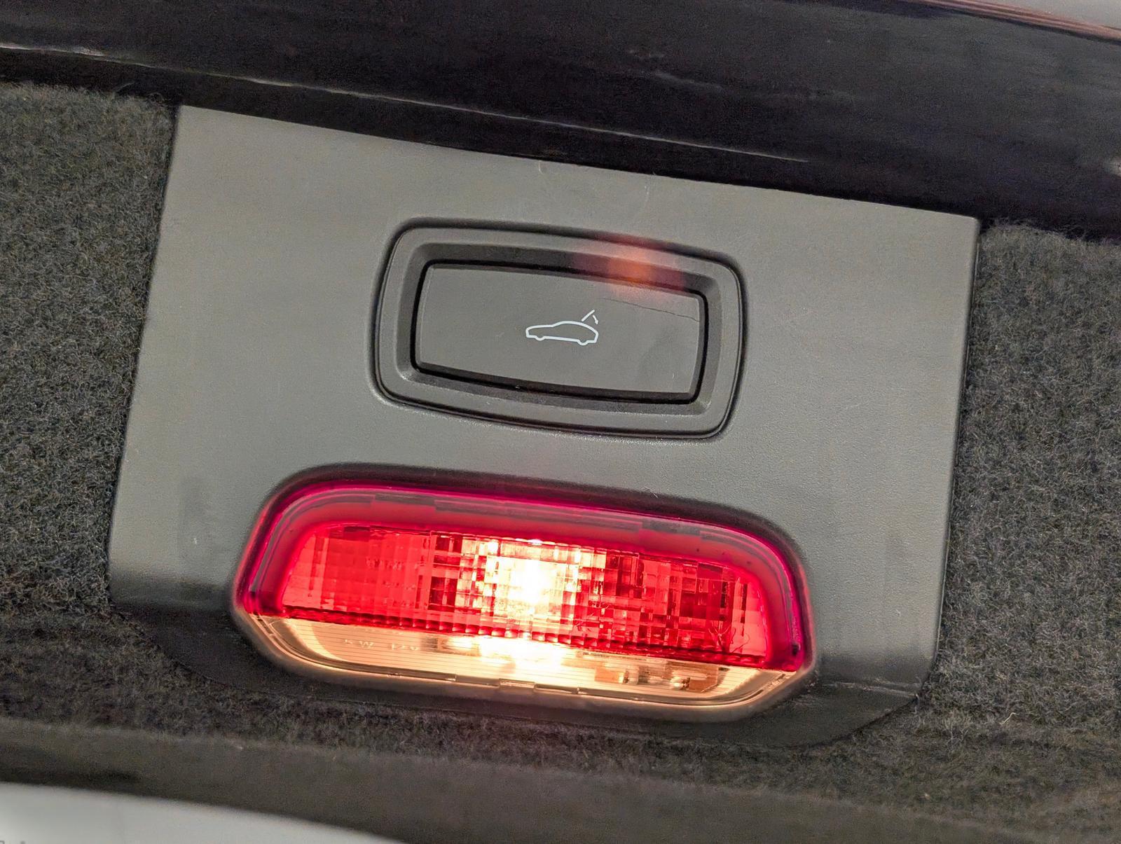 Porsche Cayenne Pano/Leder/AHK/20-LM/Luft/BOSE/ACC/Kam