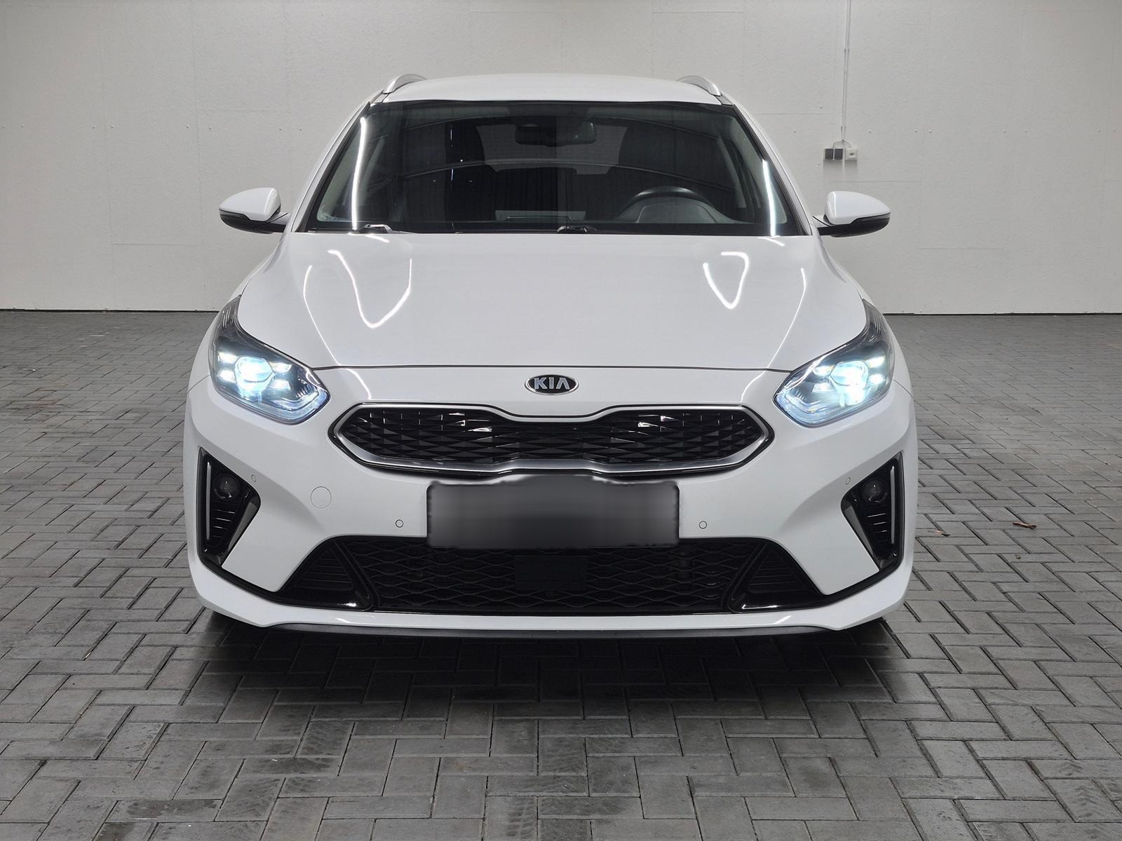 Kia cee'd / Ceed Cee'd SW PHEV LED/Navi/SCC/4xSHZ/LHZ/Kam/el.Heck