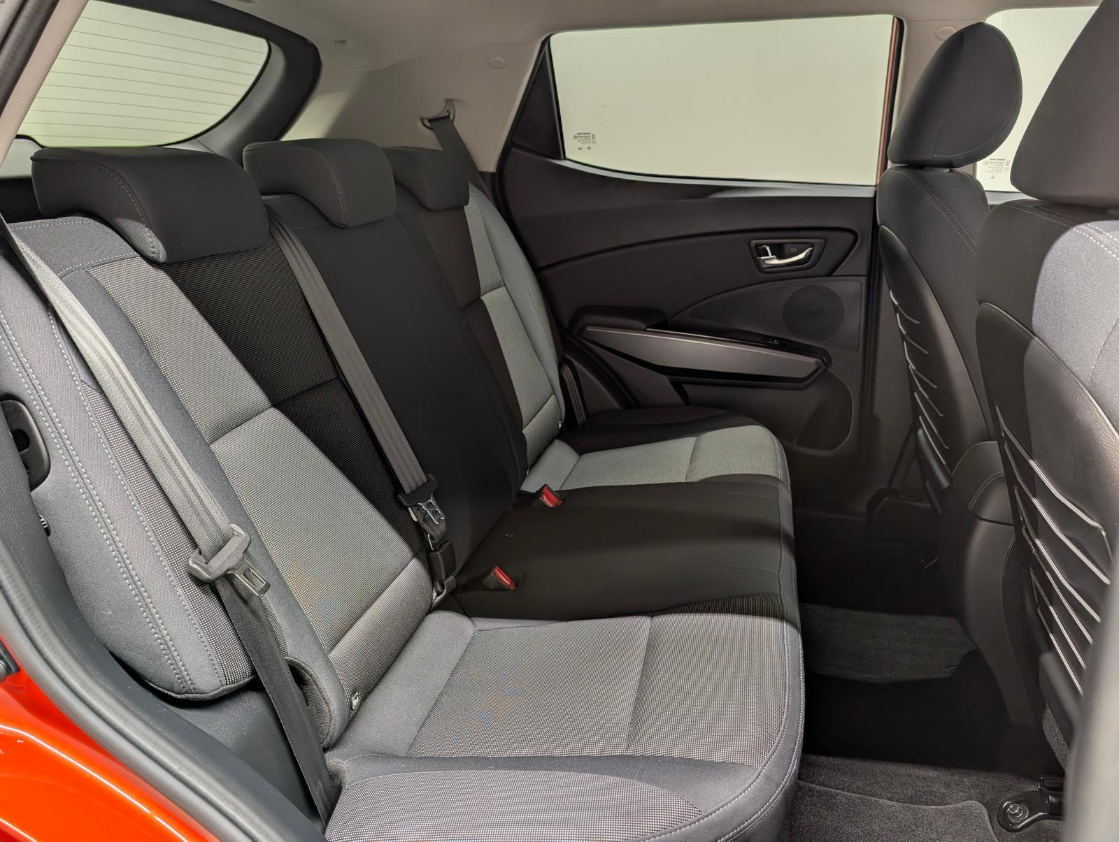 Ssangyong Tivoli Navi/SHZ/LHZ/Kam/DAB/Carplay/18-LM