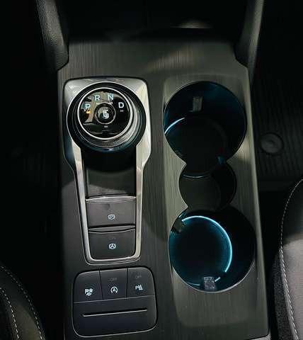 Ford Focus 1.5 EcoBlue TDCi Cool&Connect Aut. SHZ LED