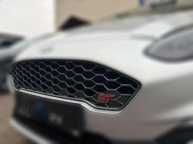 Ford Fiesta ST*5-tg.*PANORAMSCHIEBEDACH*CARPLAY*NAVI*LED*B&O