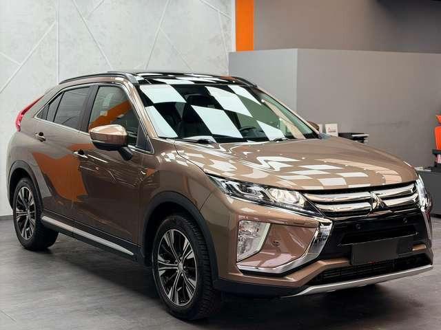 Mitsubishi Eclipse Cross Top 2WD 1.5 T-MIVEC|HUD|LED|AHK|KAM