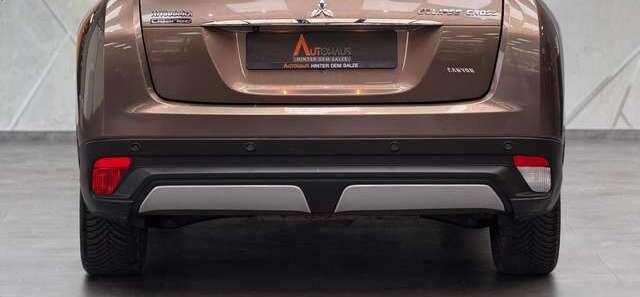 Mitsubishi Eclipse Cross Top 2WD 1.5 T-MIVEC|HUD|LED|AHK|KAM